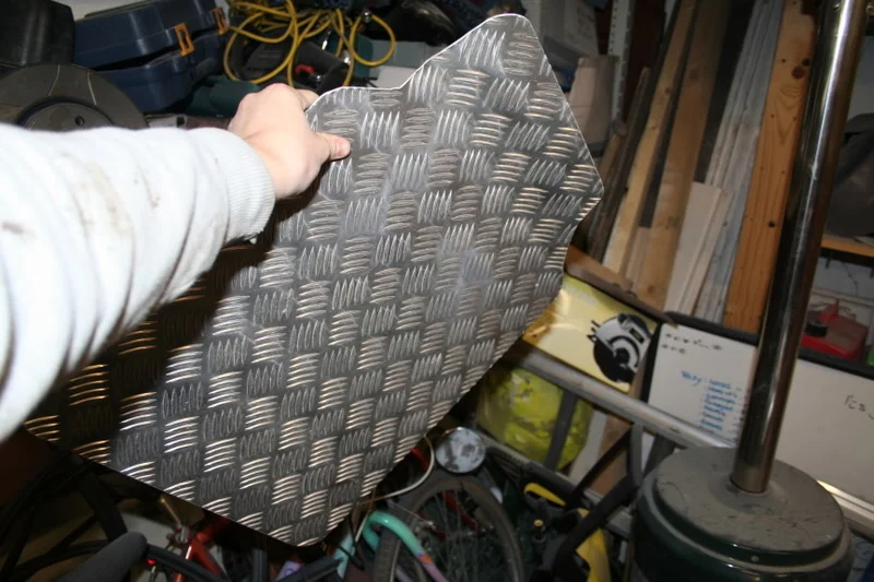 cagewelded104.webp