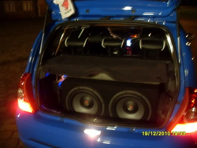car003-1.webp