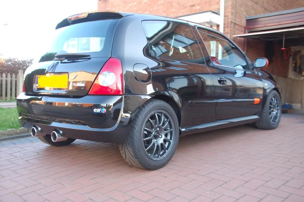car3_zpse55f8eb4.webp