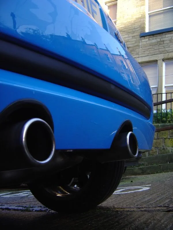 car_20112005_008.webp