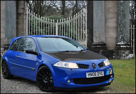 carbonfibremegane1.jpg