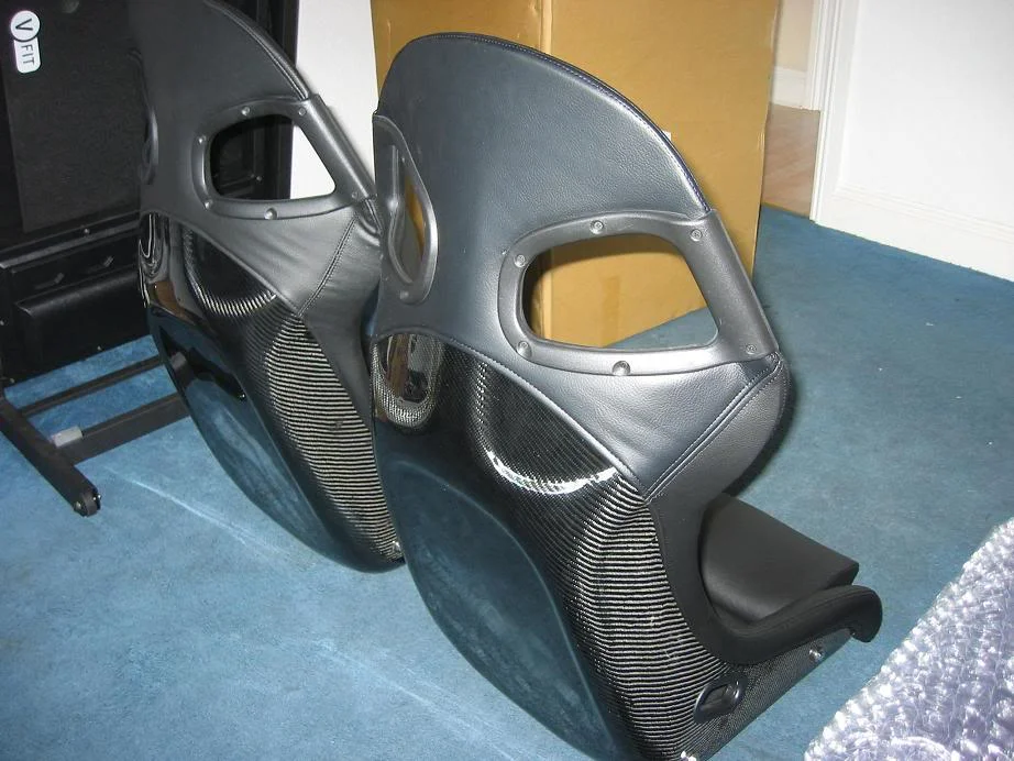 carbonGT3.webp