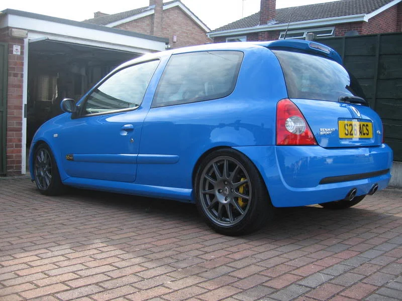 carcleanaug07020.webp