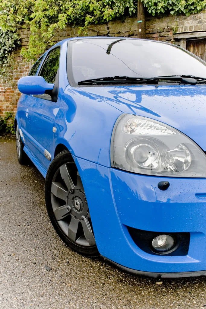carfrontnearside.webp
