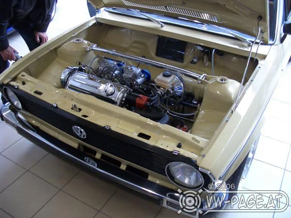 carparade2006-037.webp