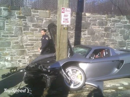 carrera-gt-crash-4-small.webp