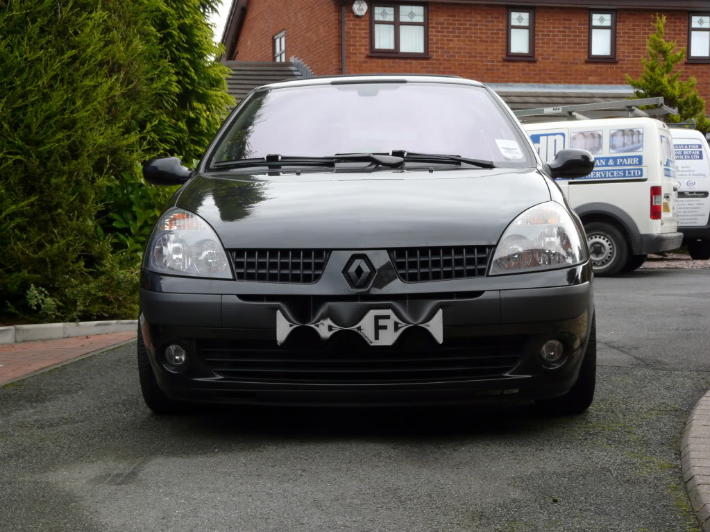 carwithgrilleandspacers.jpg carwithgrilleandspacers.jpg