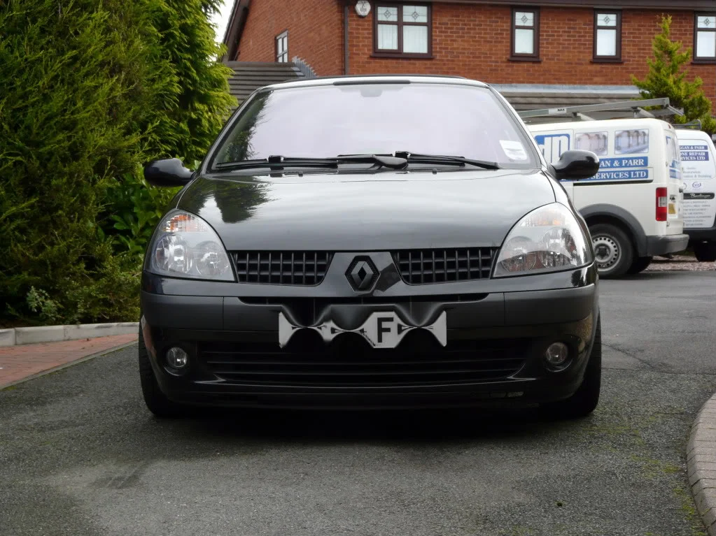 carwithgrilleandspacers.webp