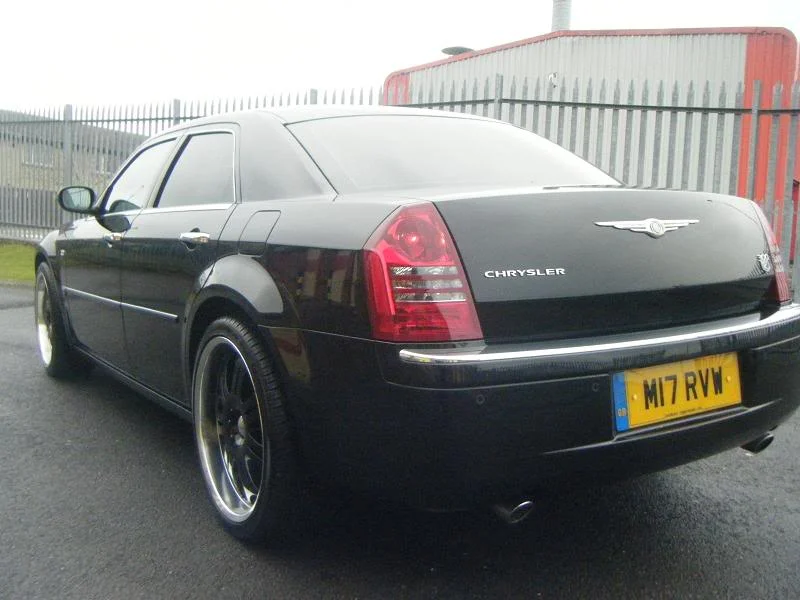 chrysler300c012.webp