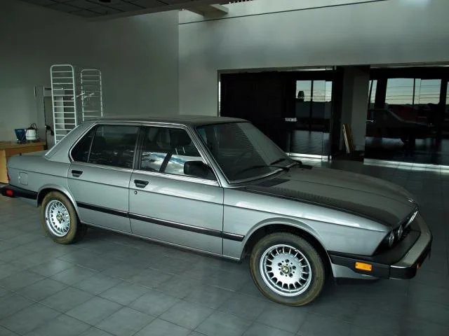 Citation+Motors+Downtown+BMW+04.webp
