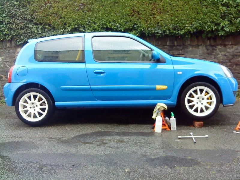 clean_wheels.webp