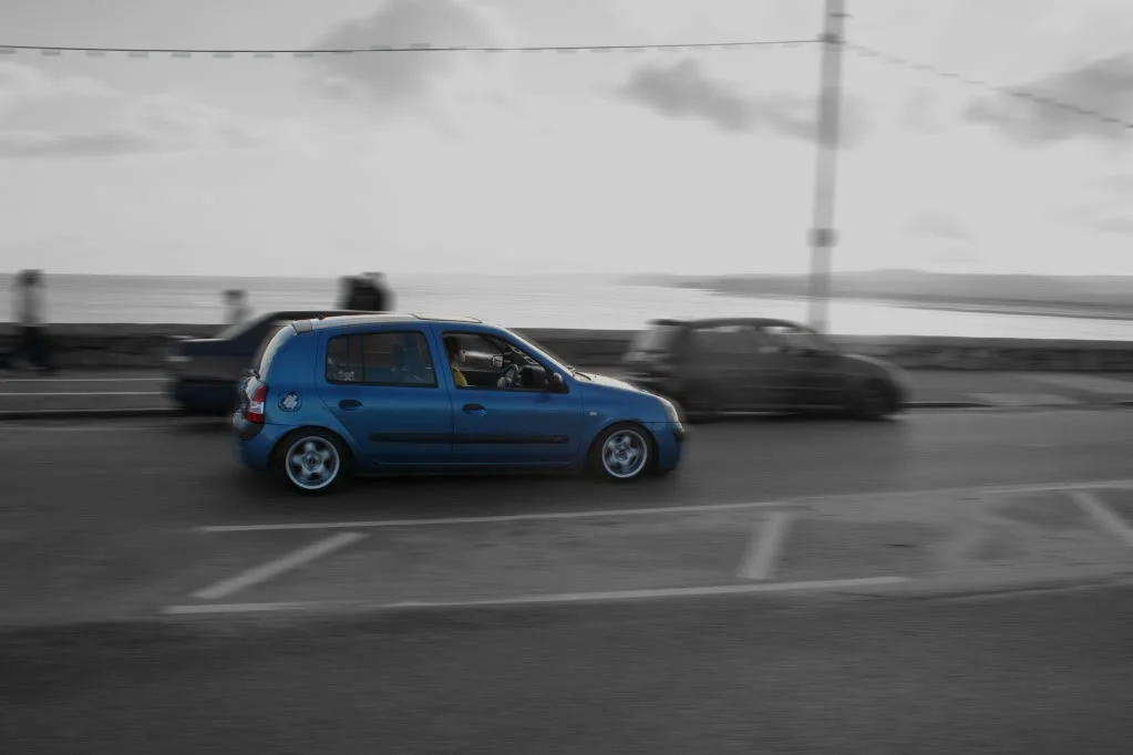 cleeerollingbw.webp