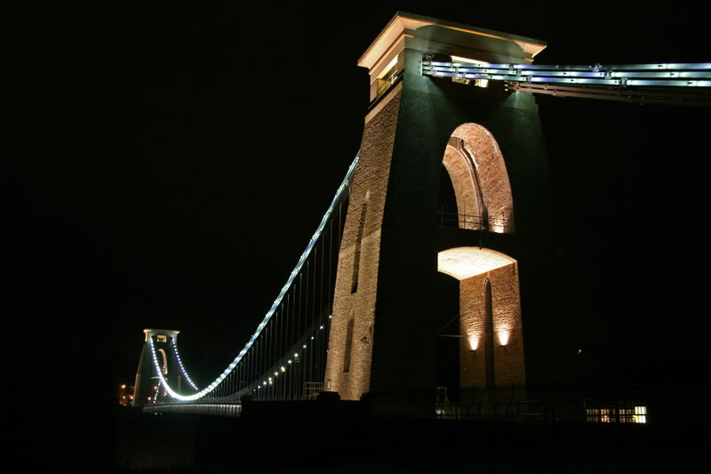 CliftonSuspensionBridgeatNight.jpg