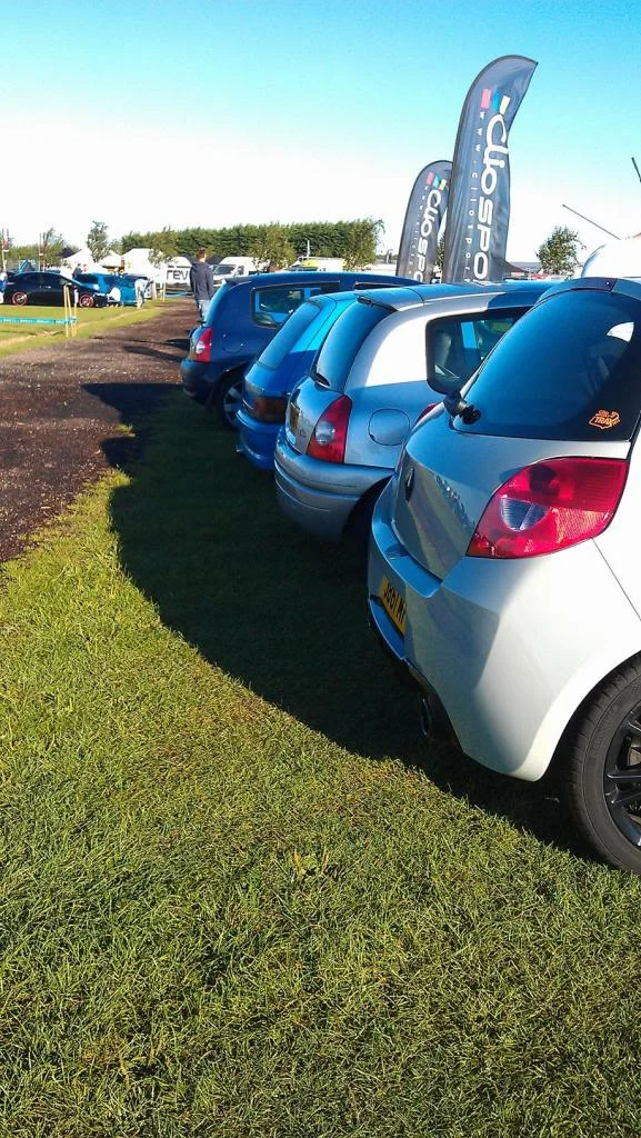clio-09-09-201210_zps22bb0cc9.webp