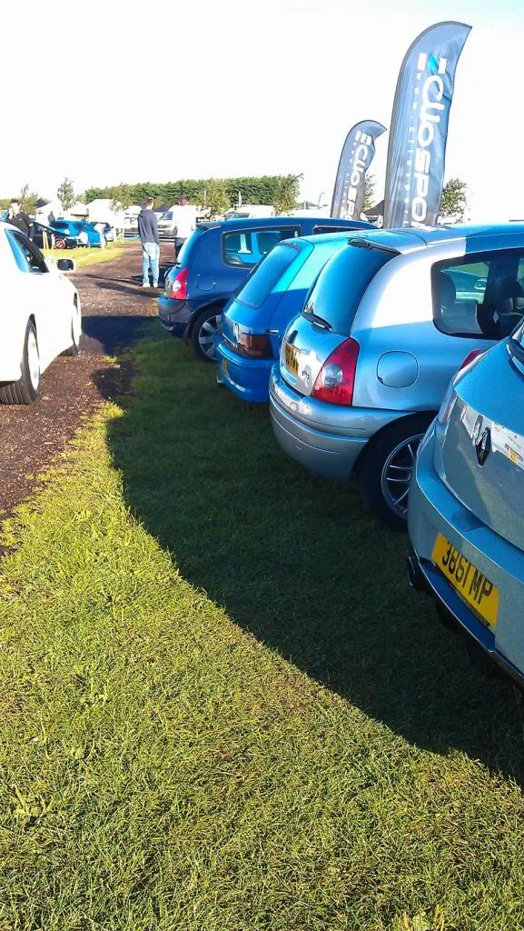 clio-09-09-201211_zps1c394ae6.webp