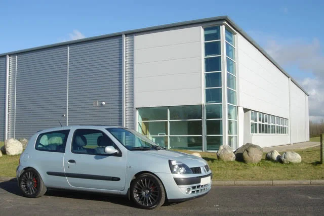 Clio-11ps.webp
