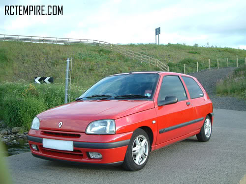 clio-15-06-08_07.jpg