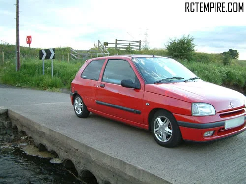 clio-15-06-08_12.webp