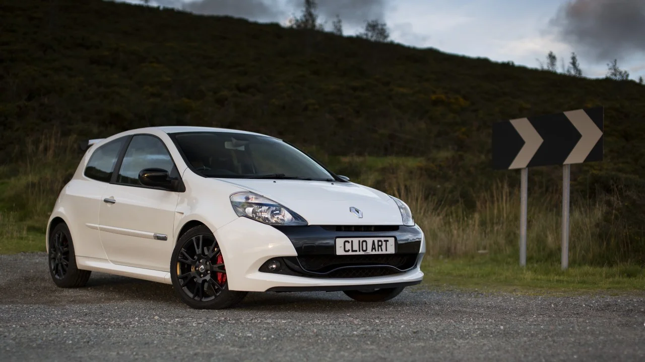 clio-200-horseshoe-dusk2-1280x720-507a632740278.webp
