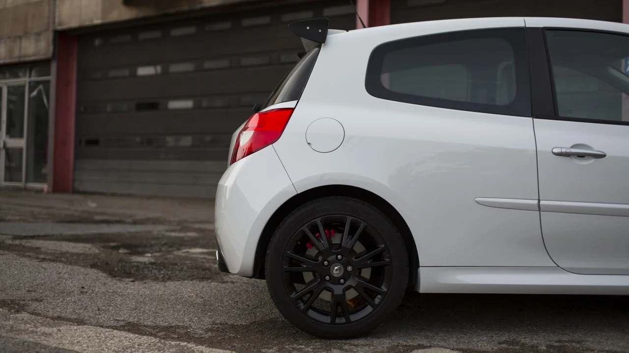 clio-200-kwik-4-1280x720-505edf403c76d.webp