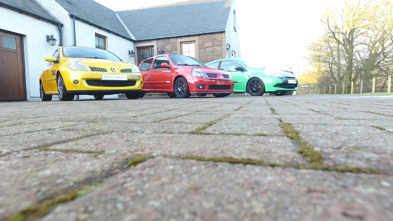 Clio%20002.jpg