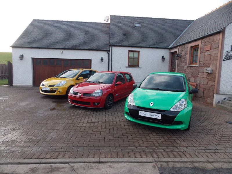 Clio%20042.jpg