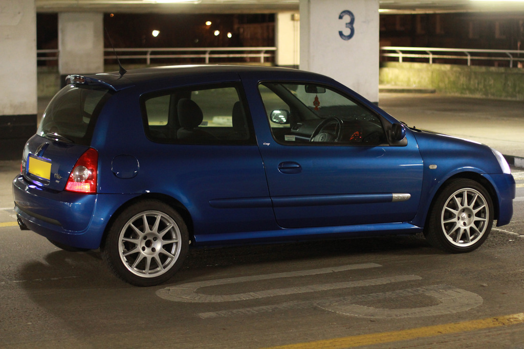 clio%201_zpsuz5m0mpc.jpg