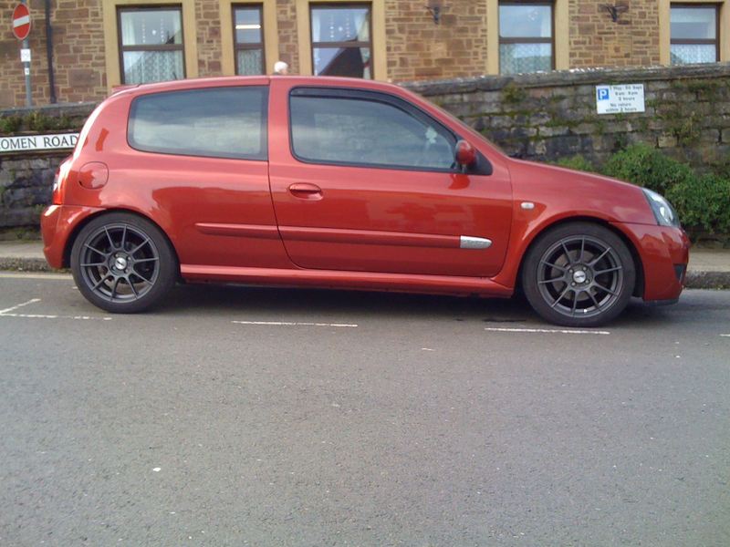 clio%205_zps6uaejc5g.jpg