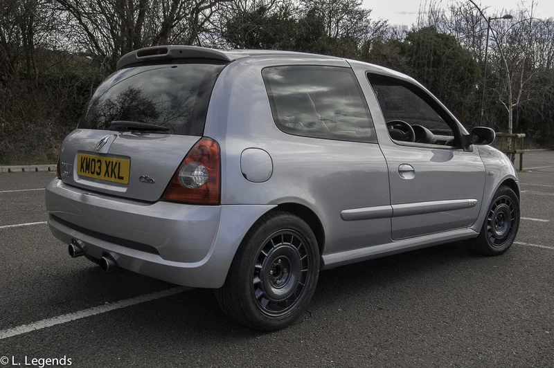 Clio%20March%202016%2023%20of%2029.webp