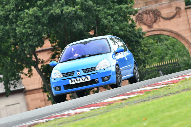 clio%20trackday%202.jpg