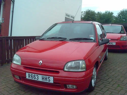 clio-23-08-08-009.webp