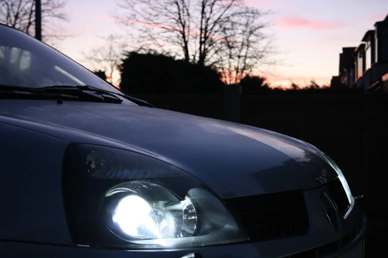 Clio-6000kbulbs6.webp