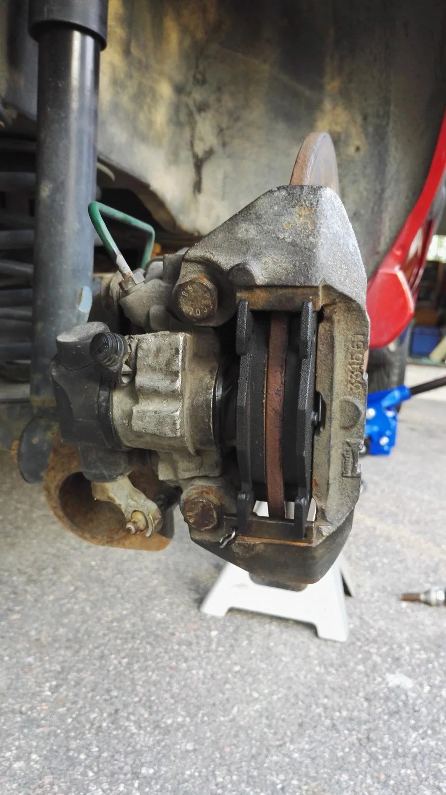 clio brake 1.webp