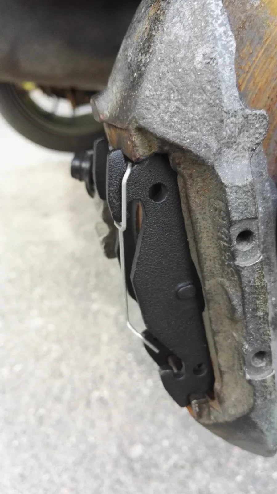 Clio brake 2.webp