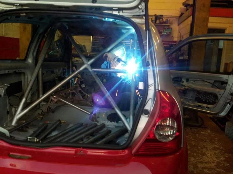 clio-cage.webp