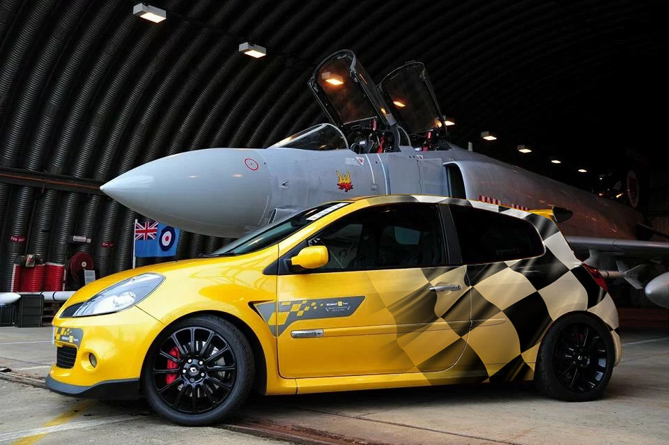 clio-decals01.jpg
