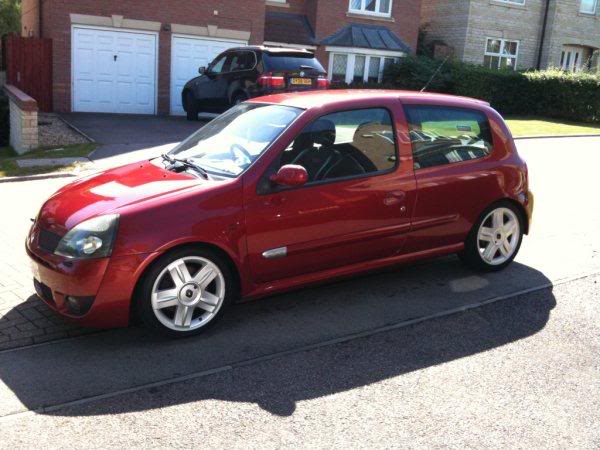 clio.jpg clio.jpg