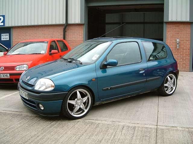 Clio.jpg