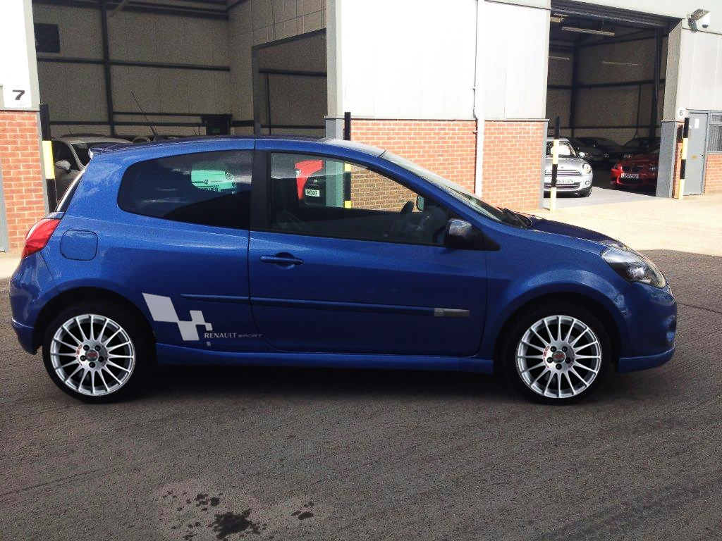 Clio.jpg Clio.jpg