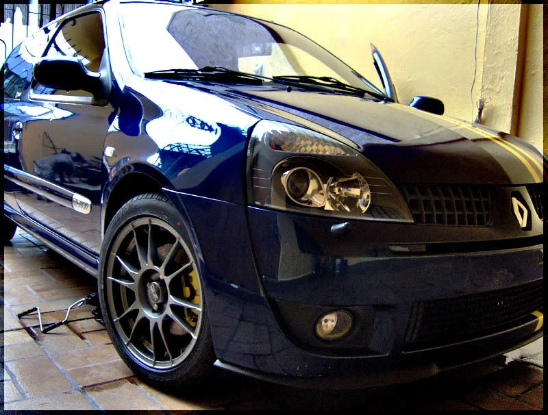 Clio-RS-030chop-prueba.webp