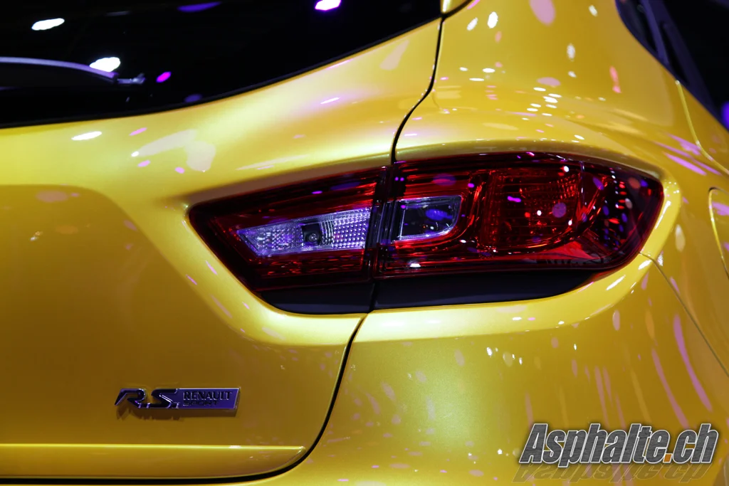 clio-rs-11-384d605.webp