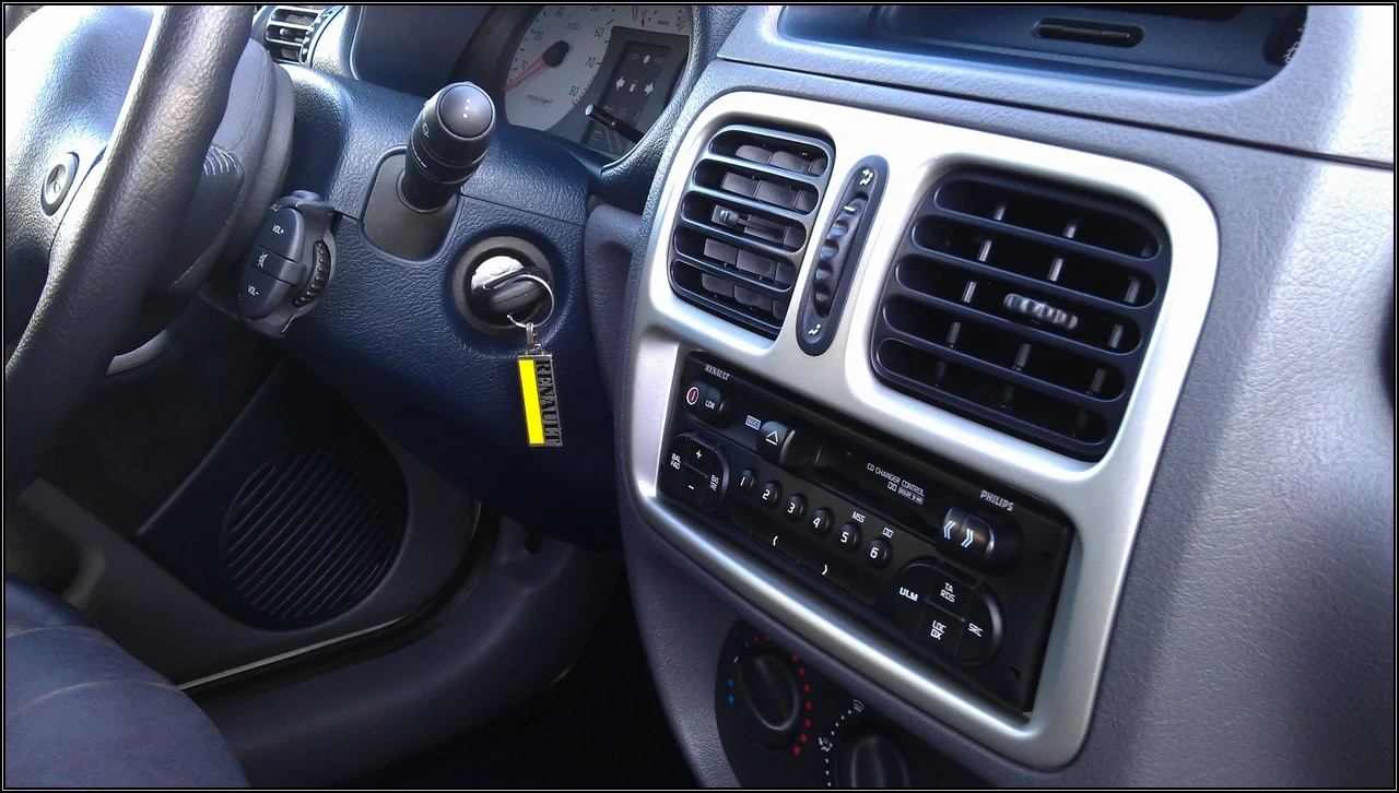 clio-rs-3-37f7730.webp