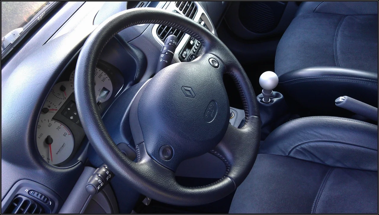 clio-rs-5-37f7759.webp