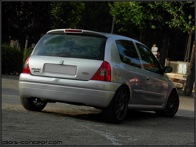 clio-rs1-15-118d5e6.jpg