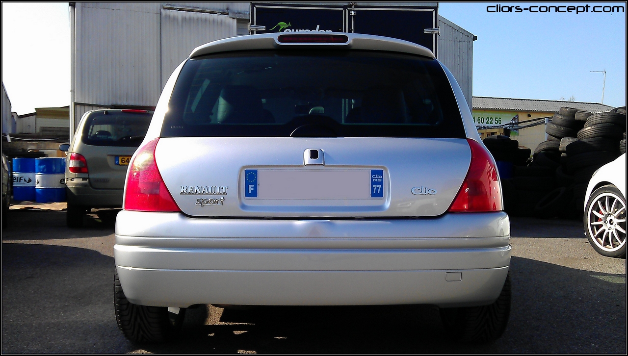 clio-rs1-15-3dae55e.jpg