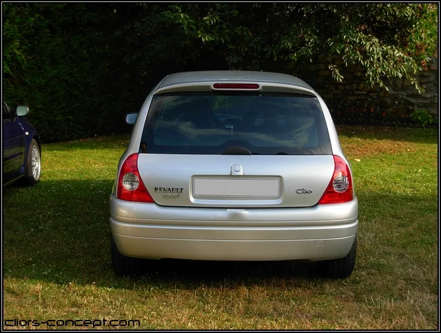 clio-rs1-16-118d617.webp