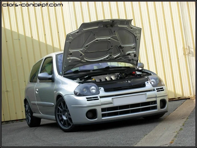 clio-rs1-4-10bac1a.webp