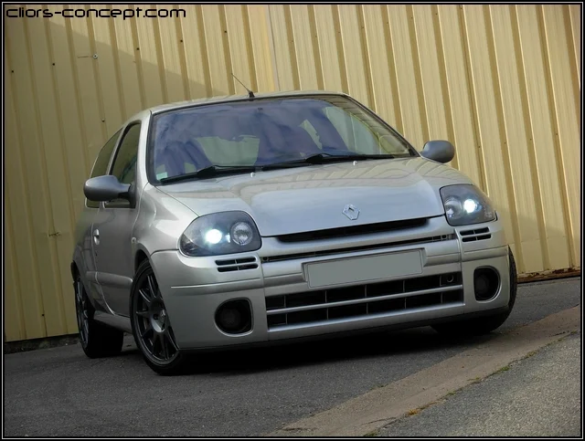 clio-rs1-5-10babb1.webp