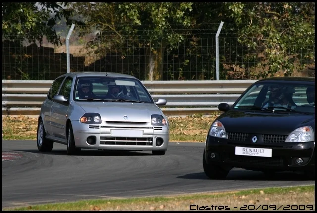 clio-rs1-clastres-1-134e704.webp