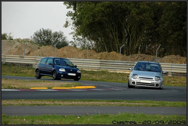 clio-rs1-clastres-5-134e761.webp